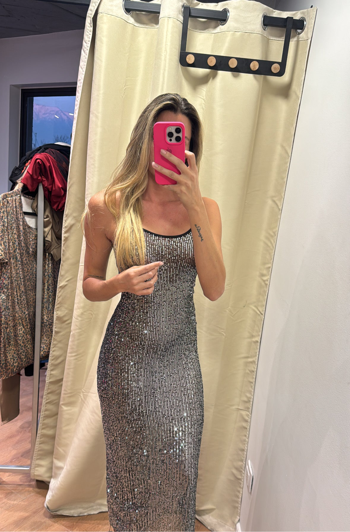 VESTIDO LARGO LENTEJUELAS